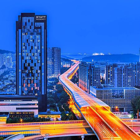 Hyatt Regency Wuhan Optics Valley Extérieur photo